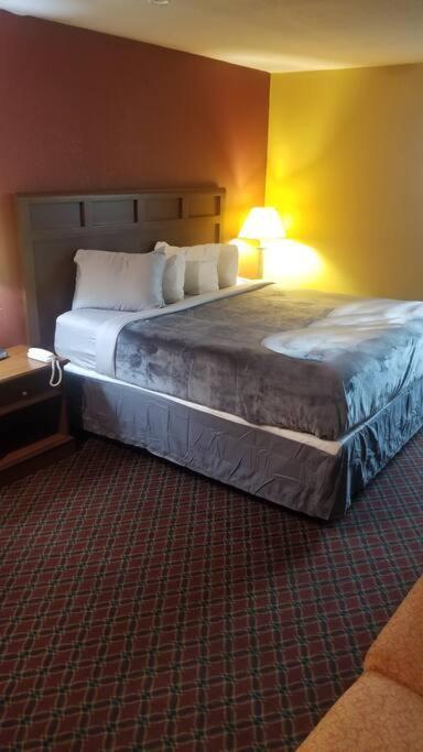 2 Queen Beds 133 Stillwater